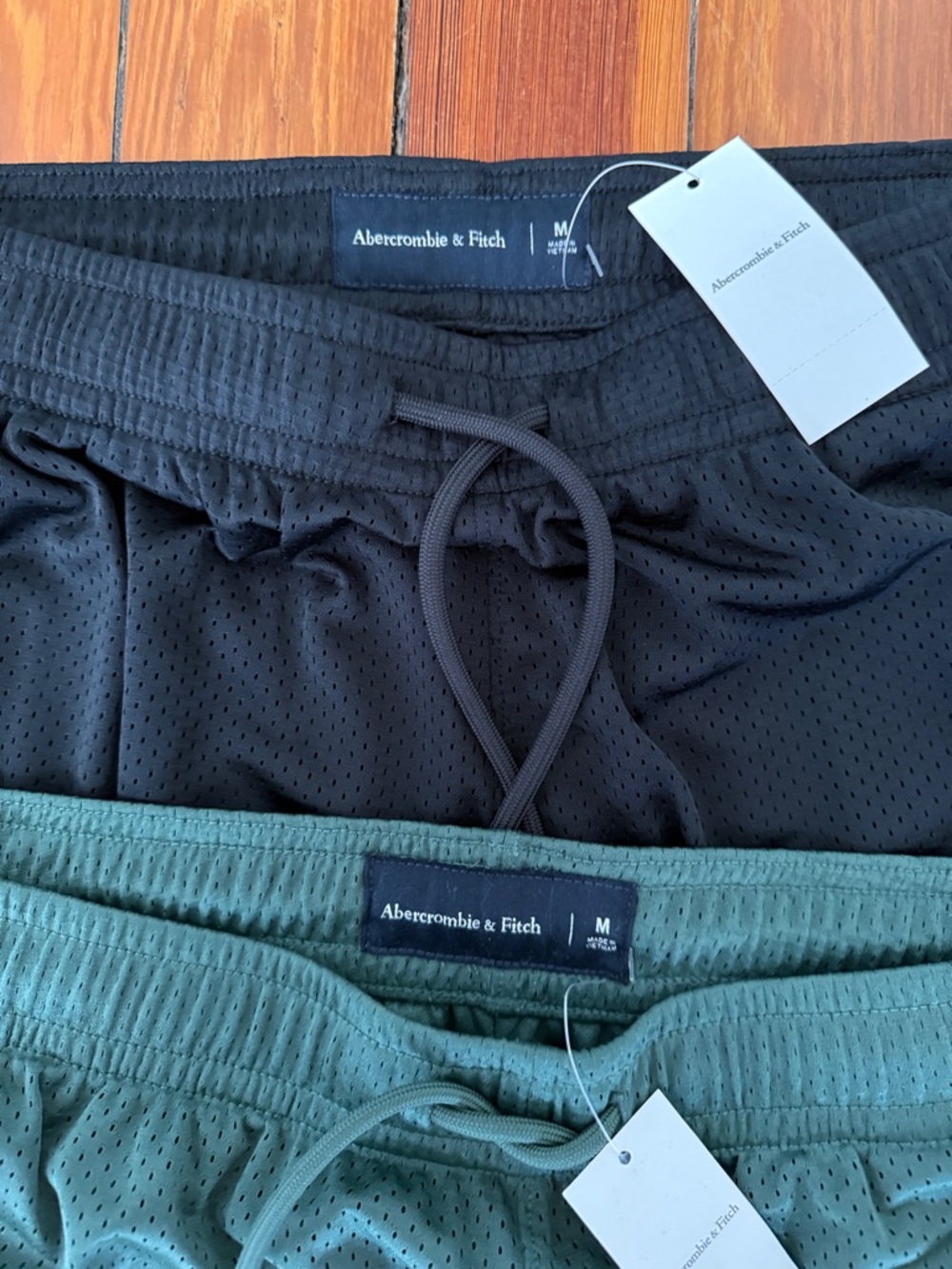 Abercrombie mesh shorts NWT - Picture 2 of 2